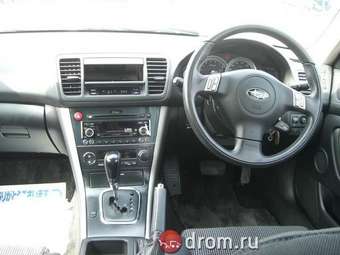 2003 Subaru Outback Photos
