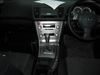 2003 Subaru Outback Pictures