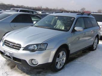 2003 Subaru Outback Photos