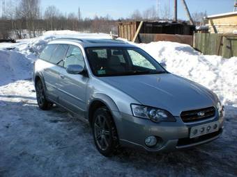 2003 Subaru Outback Photos