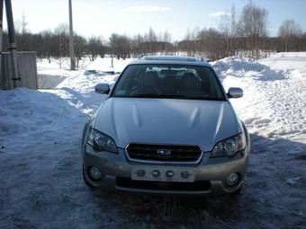 2003 Subaru Outback Pictures