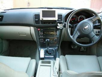 2003 Subaru Outback Photos