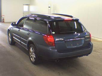2003 Subaru Outback Pictures