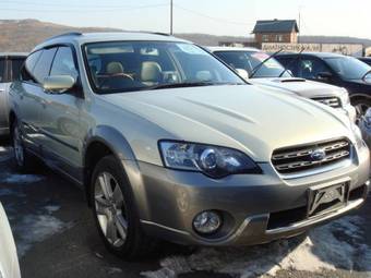 2003 Subaru Outback Photos