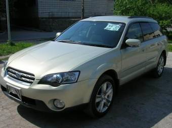 2003 Subaru Outback Photos