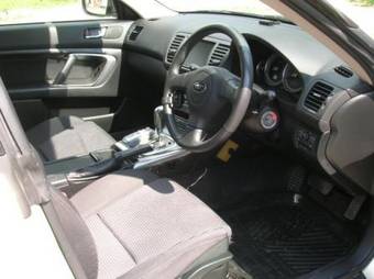 2003 Subaru Outback Pics