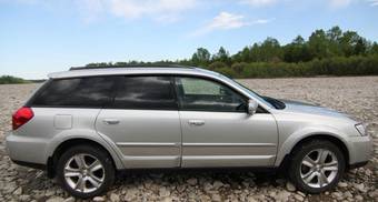 2003 Subaru Outback Photos