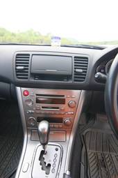 2003 Subaru Outback Images