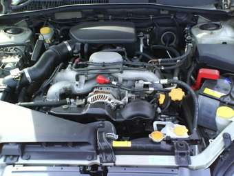 2004 Subaru Outback Images