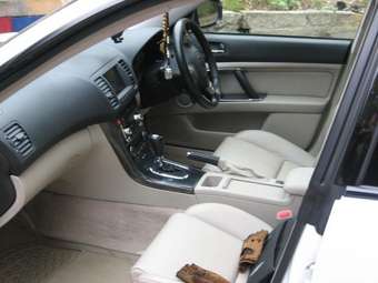 2004 Subaru Outback Wallpapers