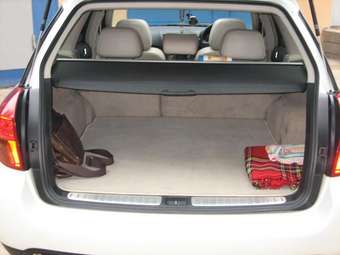 2004 Subaru Outback Images