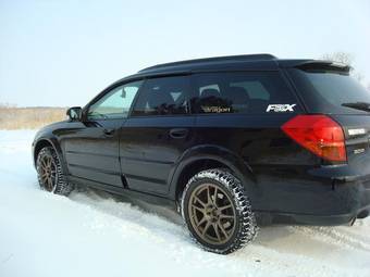 2004 Subaru Outback Pics