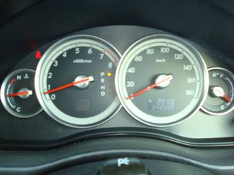 2004 Subaru Outback Pictures
