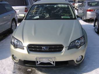 2004 Subaru Outback Pictures