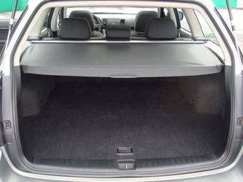 2004 Subaru Outback Pictures