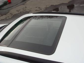 2004 Subaru Outback Images