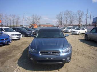 2004 Subaru Outback Photos