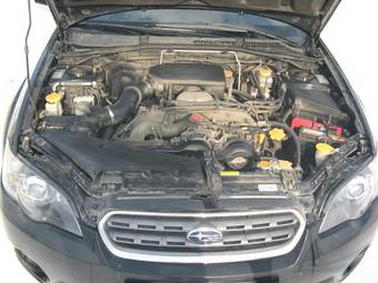 2004 Subaru Outback Pictures