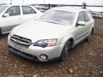 2004 Subaru Outback Pictures
