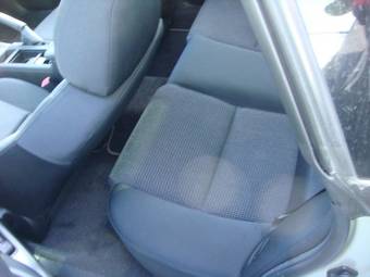 2004 Subaru Outback Photos
