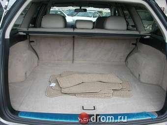 2005 Subaru Outback Pictures