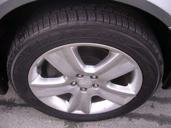 2005 Subaru Outback Photos