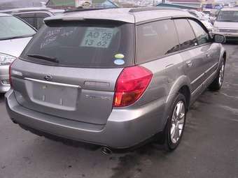 2005 Subaru Outback Pictures