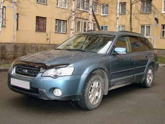 2005 Subaru Outback Photos
