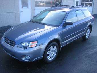 2005 Subaru Outback Images