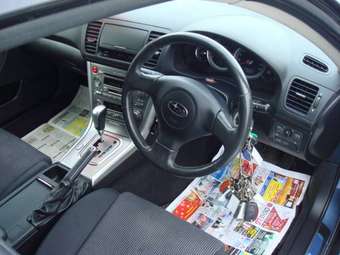 2005 Subaru Outback Images