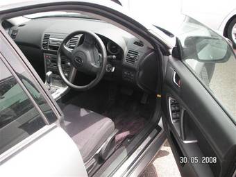 2005 Subaru Outback Photos