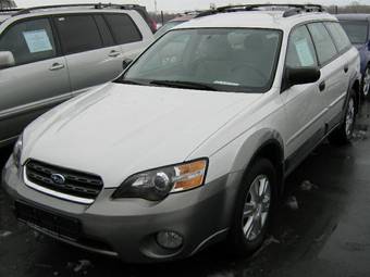 2005 Subaru Outback Pictures
