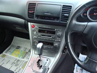 2005 Subaru Outback Pictures