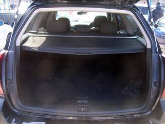 2005 Subaru Outback Pictures