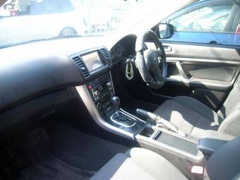 2005 Subaru Outback Photos