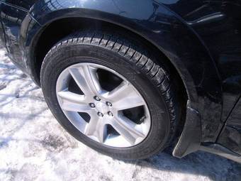 2005 Subaru Outback Pictures