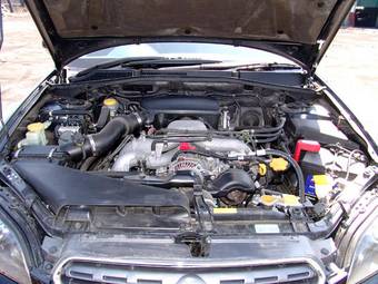 2005 Subaru Outback Pics