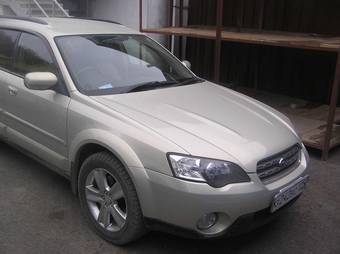 2005 Subaru Outback Photos