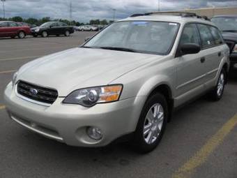 2005 Subaru Outback Photos