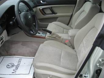 2005 Subaru Outback Pictures