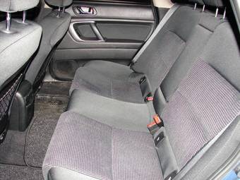 2005 Subaru Outback Photos