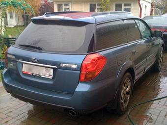 2005 Subaru Outback Images
