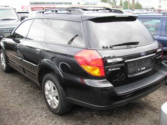 2005 Subaru Outback Pictures