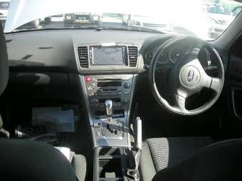 2005 Subaru Outback Pics