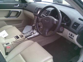2005 Subaru Outback Pictures