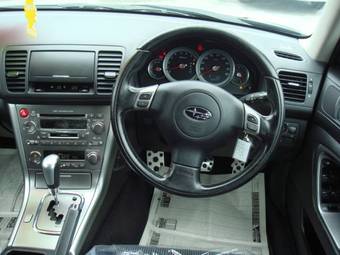 2005 Subaru Outback Photos