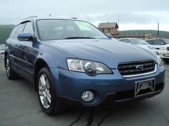 2005 Subaru Outback Pics