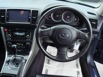 2005 Subaru Outback Pictures