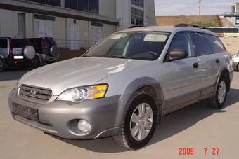 2005 Subaru Outback Pictures