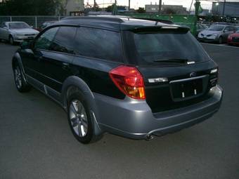 2005 Subaru Outback Pictures